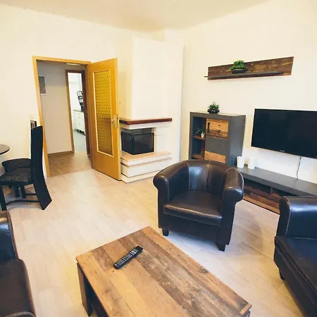 Whirlpool, Fußbodenheizung, Nintendo NES, Netflix, Wintergarten&Workspace Rudolstadt Zimmer foto