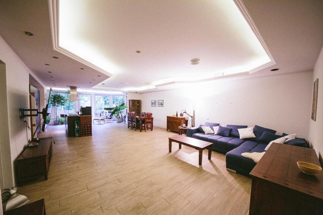 Apartment Whirlpool, Fußbodenheizung, Nintendo Nes, Netflix, Wintergarten&workspace *