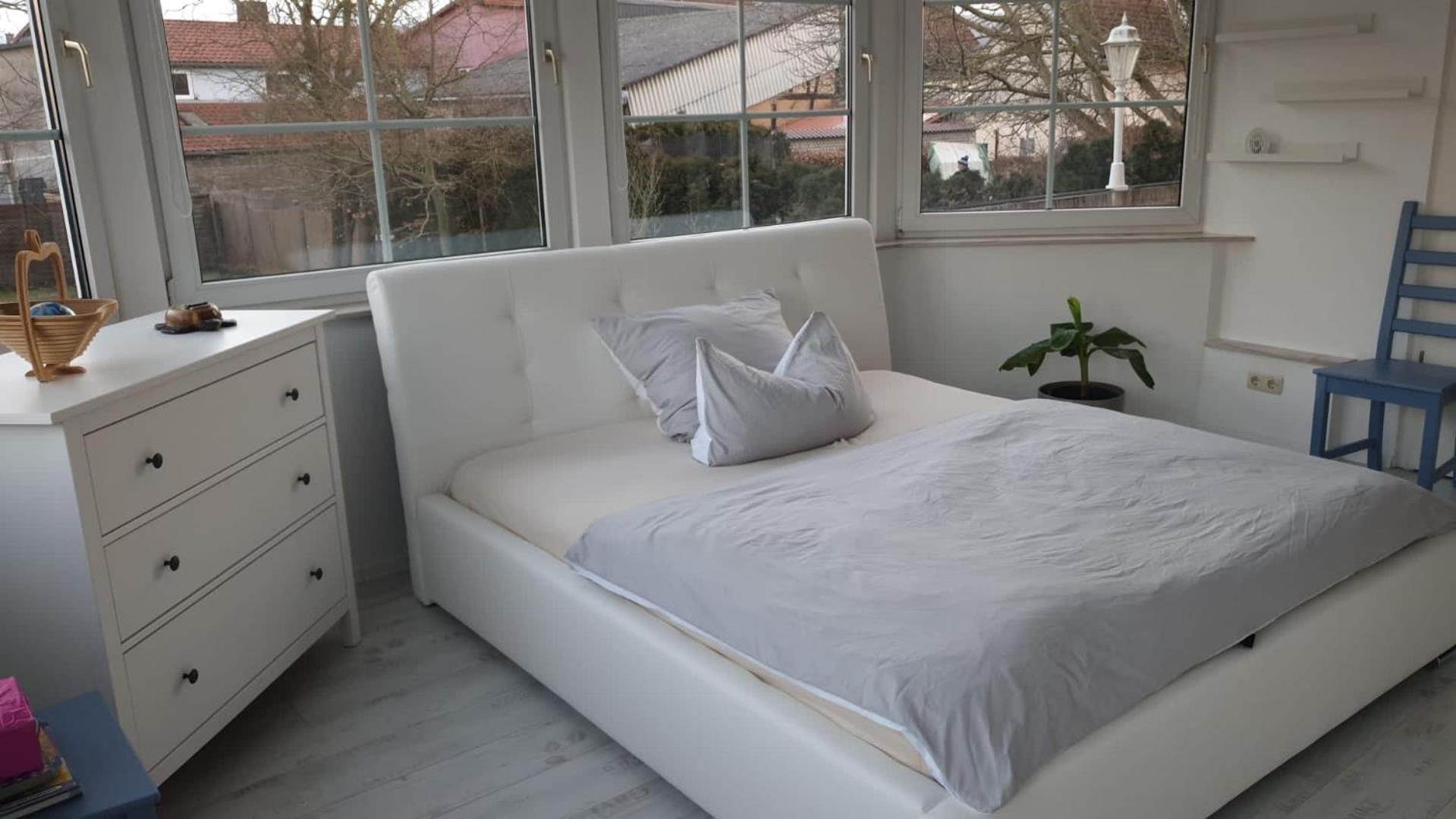 Whirlpool, Fußbodenheizung, Nintendo Nes, Netflix, Wintergarten&workspace