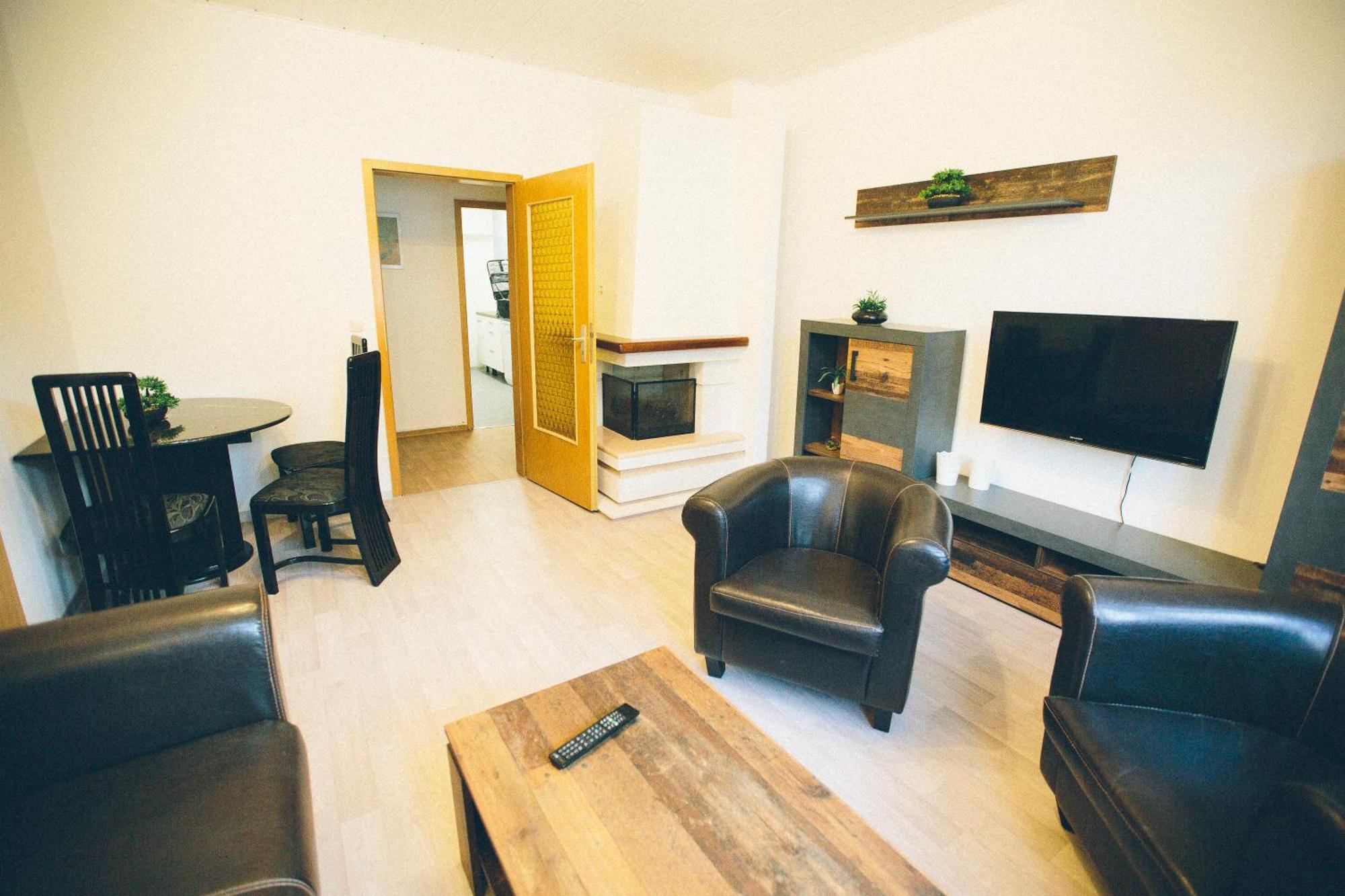 Whirlpool, Fußbodenheizung, Nintendo Nes, Netflix, Wintergarten&workspace