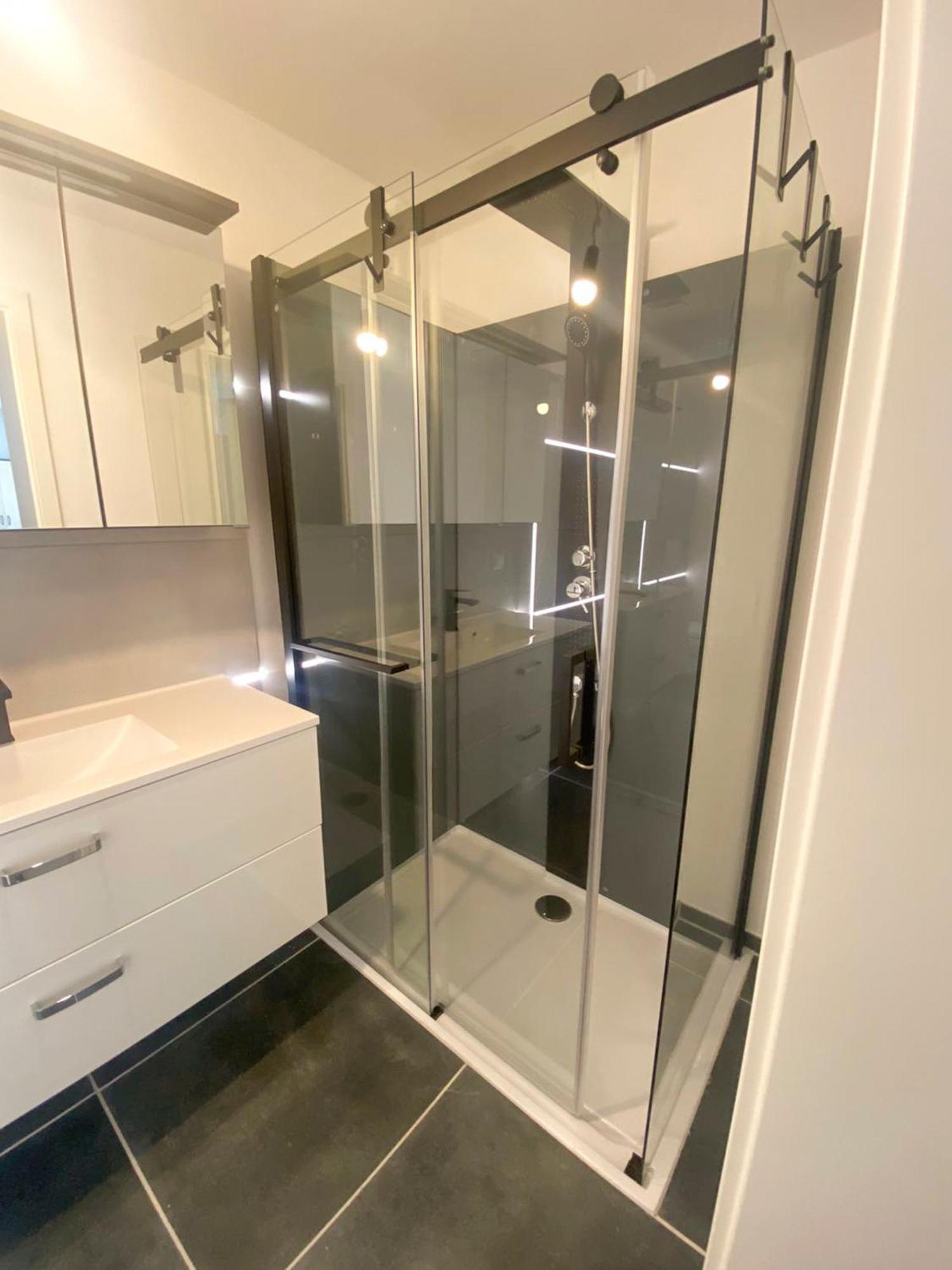 Grosse & Voll Ausgestattete Apartments, Studios, Doppelzimmer, Workspace, Parkplatz, Netflix, Prime & Schnelles Wifi In Ruhiger Lage Mit Garten * Рудольштадт