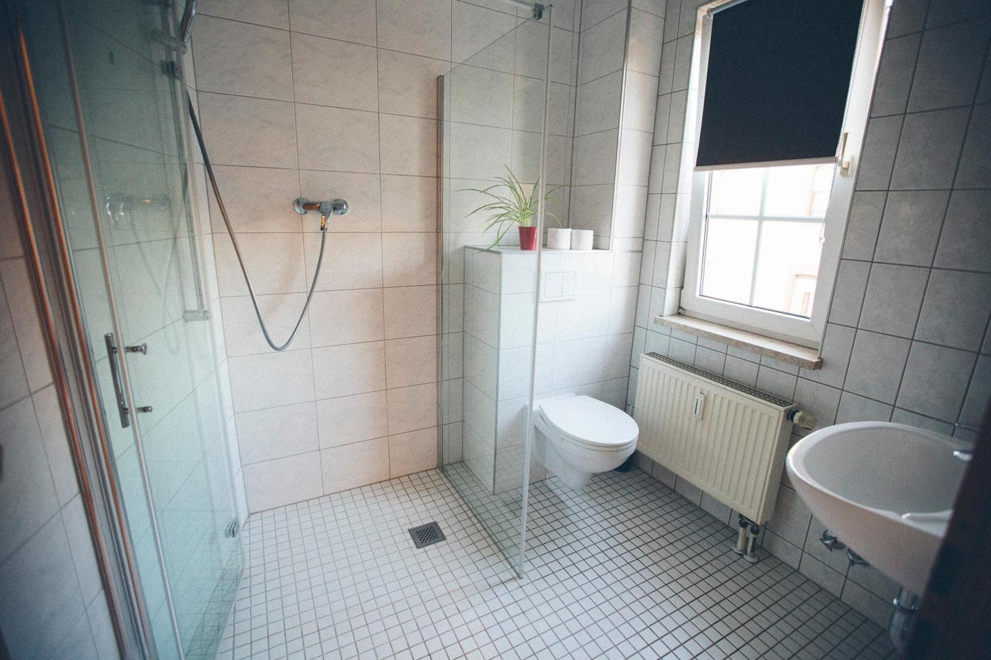 Whirlpool, Fußbodenheizung, Nintendo Nes, Netflix, Wintergarten&workspace Apartment *