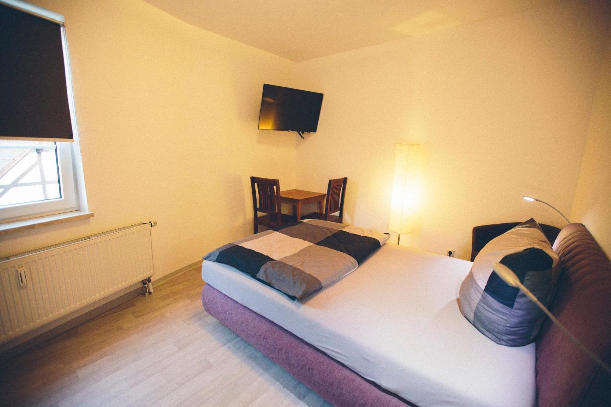 Whirlpool, Fußbodenheizung, Nintendo Nes, Netflix, Wintergarten&workspace Apartment